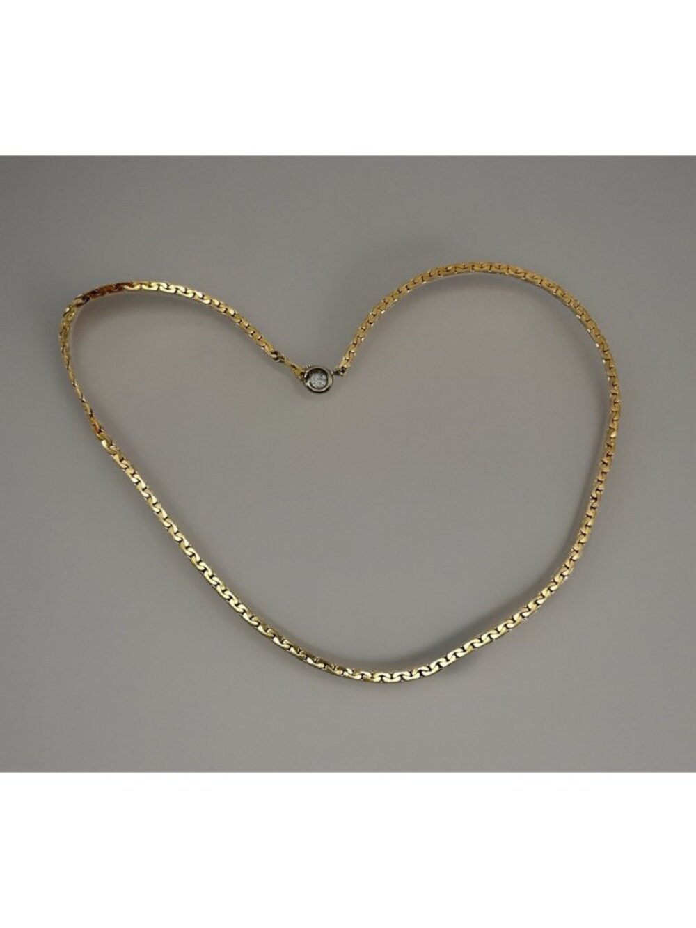 Vintage Gold Tone C-Link Flat Chain Artistry Serpentine Collar Necklace Layering